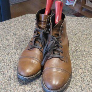 Thursday Captain men's sz11
